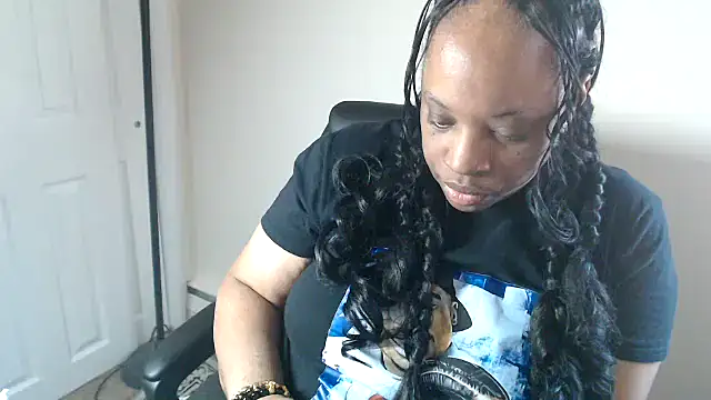 Sexymona1218 live cam profile