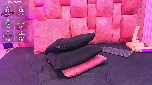 goldilockss15 - Goldilockss15's free webcam - UK Sex Cams