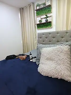 sasi_luna - Sasi_luna's free webcam - UK Sex Cams