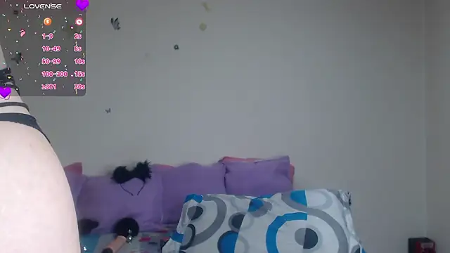 evangeline_lover (F milf) - jets of pleasure on your face!