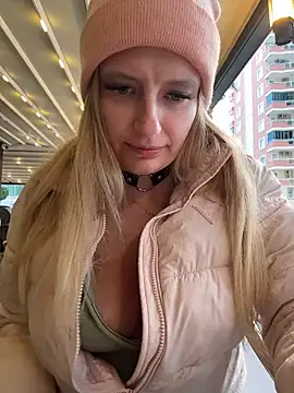 betsy (F young) - Give me please at public cafe