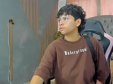 nikievanz - NikiEvanz's free webcam