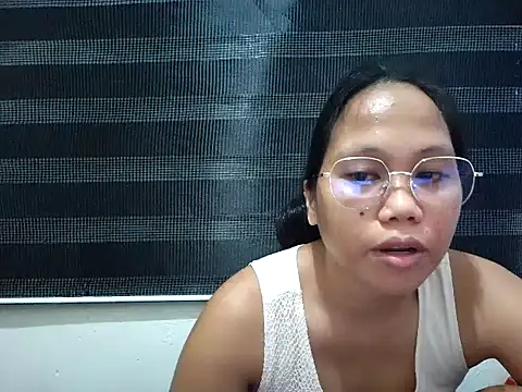 spankymyass69 - SpankyMyAss69's free webcam