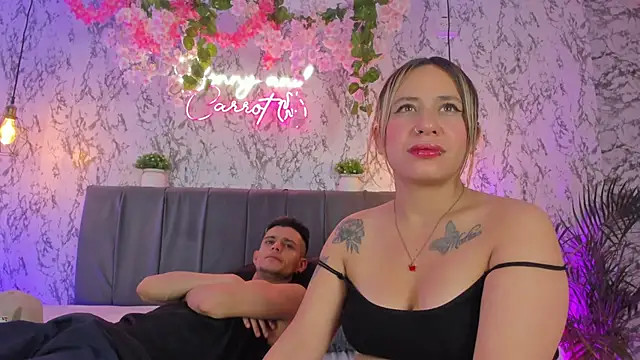 Bonny_and_carrot webcam