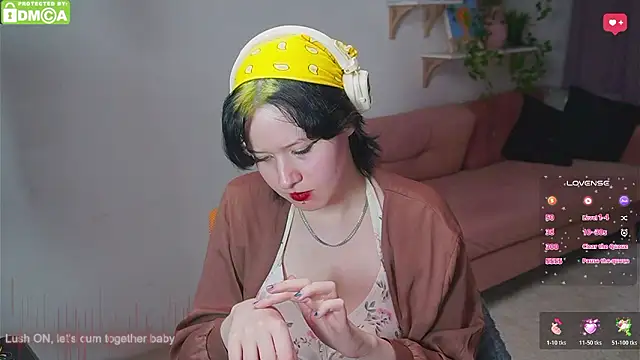 bluebeell (F young) - play with boobs