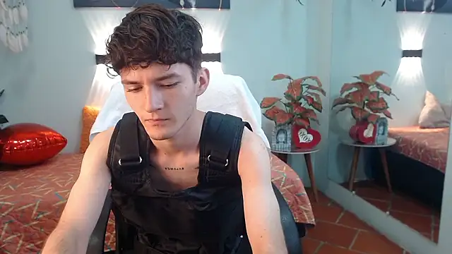 trevor_mob (M twink) - maturbation 10 min + cum