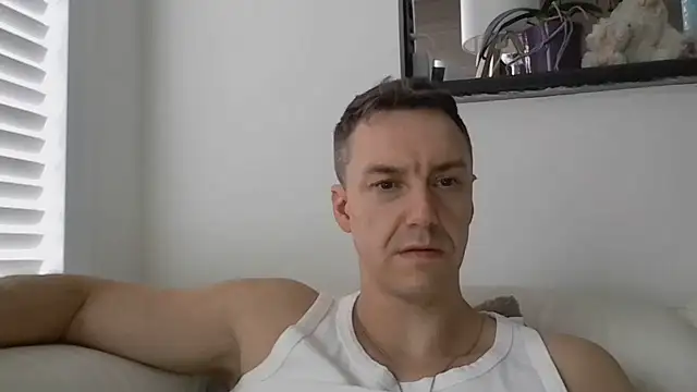 ploki2180 live sex cam