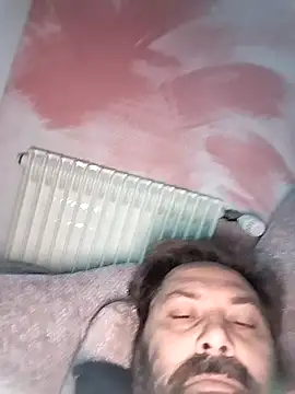 necroforo (M mature) - Senza masturbarmi e venire fino al goal