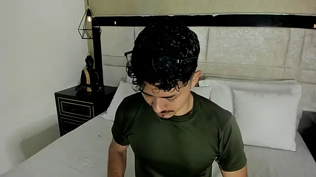 nicolaikarav (M young) - Cum