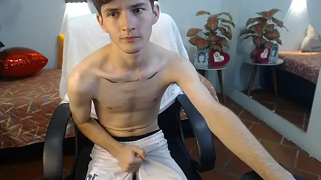 trevor_mob - Trevor_mob's free webcam - UK Sex Cams