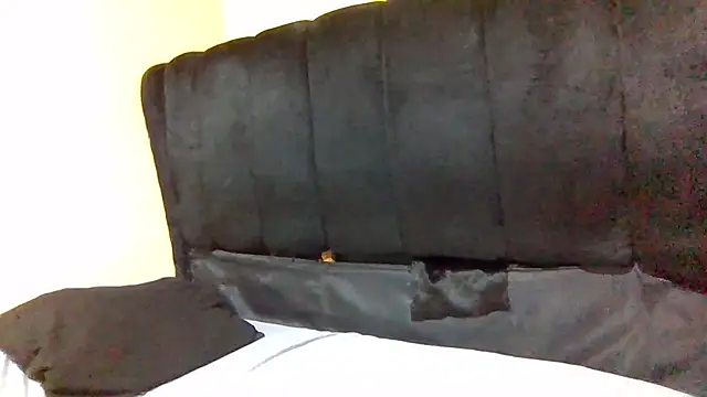 baddiebootie - BaddieBootie's free webcam