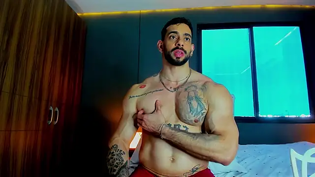 massimo_visconti (M young) - show cock