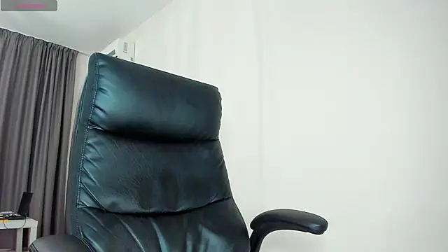 findom_guy (M young) - hard cock