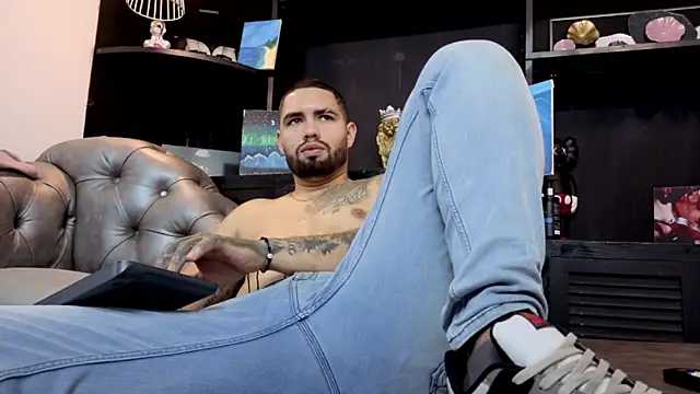 matteosantos live sex cam