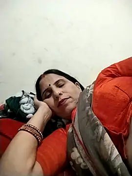 Webcam Model (Hot_liya54)  is live.Free join now!