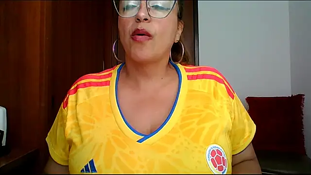 rossanalionheart - RossanaLionheart's free webcam - UK Sex Cams