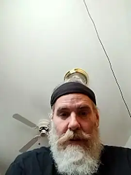 32666damon (Ask my age) - Spread my ass