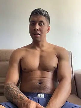 paulcreewx - Paulcreewx's free webcam - UK Sex Cams