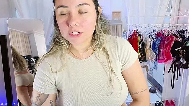 tawny_cox - Tawny_cox's free webcam