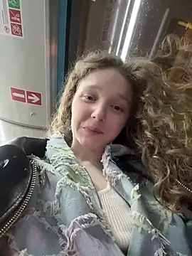 outside_rosy live sex cam