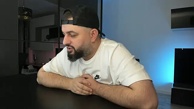 dravenpeak (Ask my age) - 👑