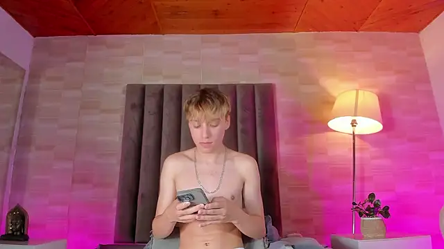 isaac_grey (M twink) - CUM