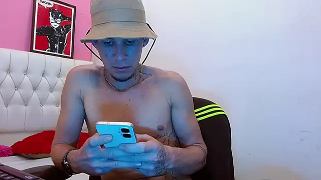 masterboyx - Masterboyx's free webcam - UK Sex Cams