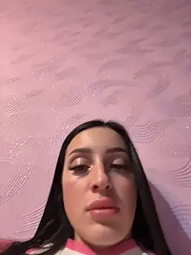 Webcam Model (Soft_Pleasure)  is live.Free join now!