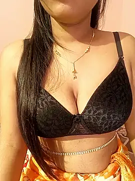 Webcam Model (menaxi-baby7)  is live.Free join now!