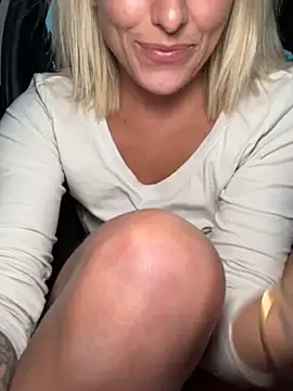 petrouchkaaa_'s live cam