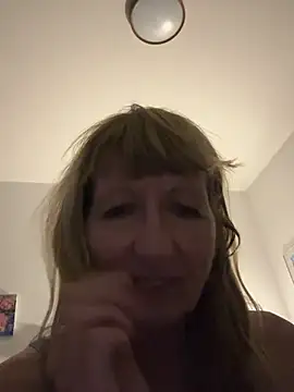 maturekim (Ask my age) - 🔥 2 Fingers Pussy