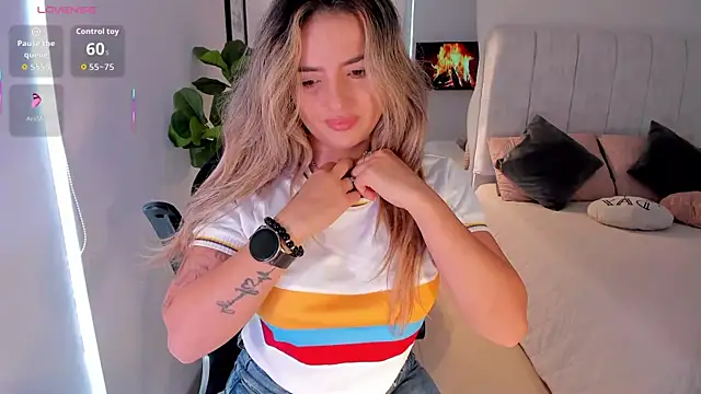 amywood - AmyWood's free webcam