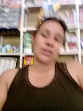 mia-larios - MIA-LARIOS's free webcam