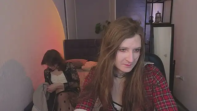 zorialovesluna - ZoriaLovesLuna's free webcam