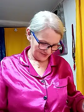 irinamaux live sex cam