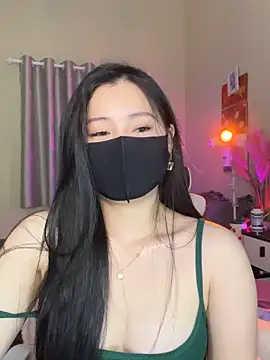 Webcam Model (-LaZy-)  is live.Free join now!