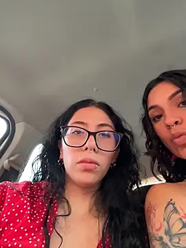 Alice_surprise webcam