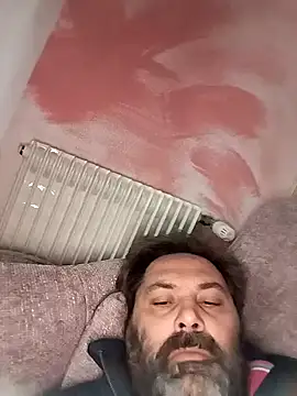 necroforo (M mature) - Senza masturbarmi e venire fino al goal