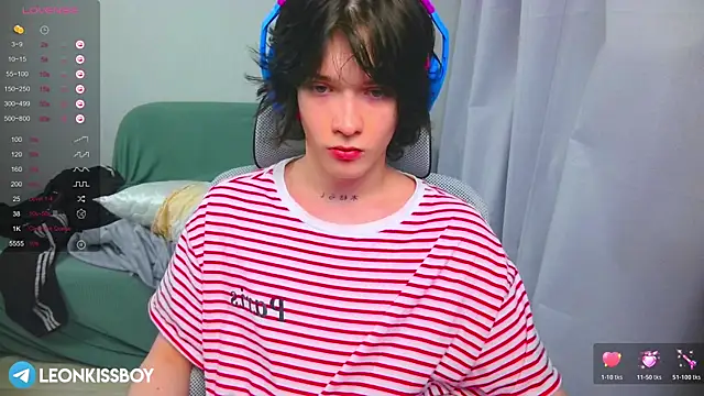 leonboykisser (M twink) - undress me :)