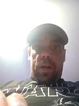 digitaldilly (Ask my age) - To be top  bi porn star