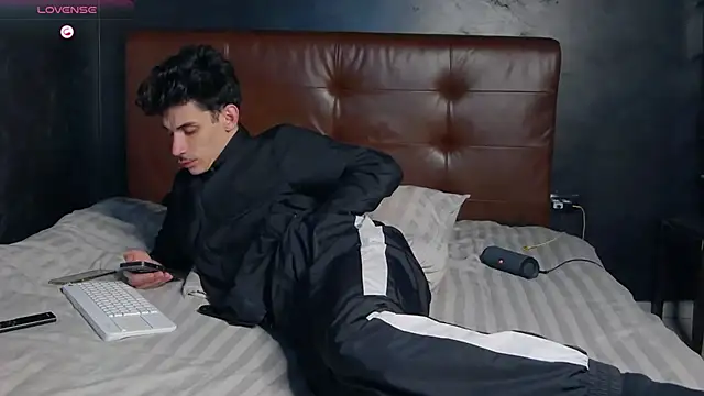 danielcrush1 (Ask my age) - BIG LOAD CUM