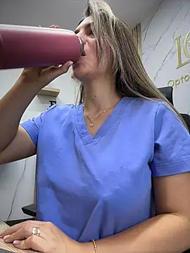 Live cam model alicee16 broadcasting live