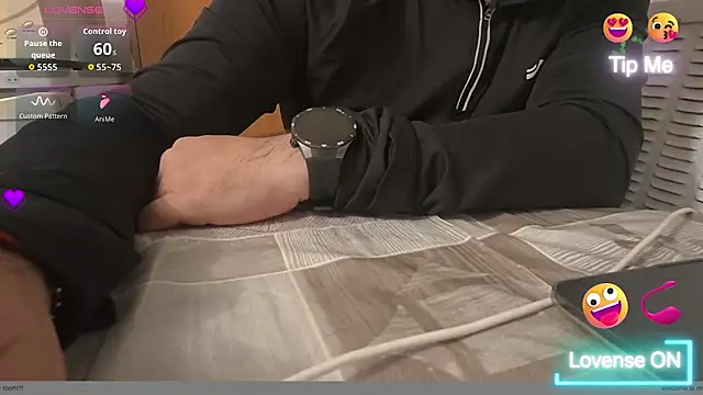 TARKAN1 live sex cam