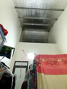 Jooj- webcam stripchat model stream image