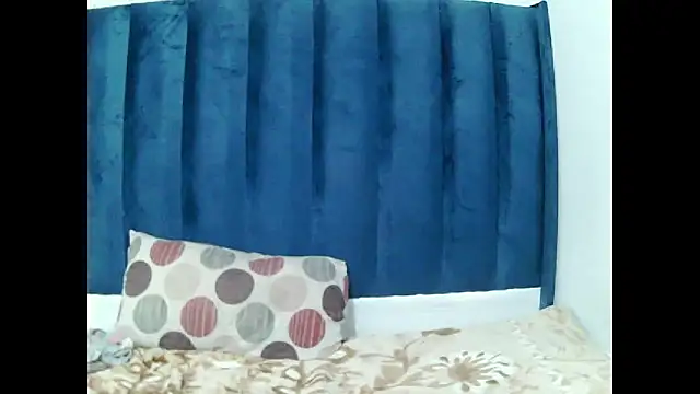 MelaniBbe webcam stripchat model stream image