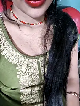 Webcam Model (Eshwari_Chopra)  is live.Free join now!