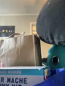 jezone555 (Ask my age) - Tip ** [freely] let the fun begin