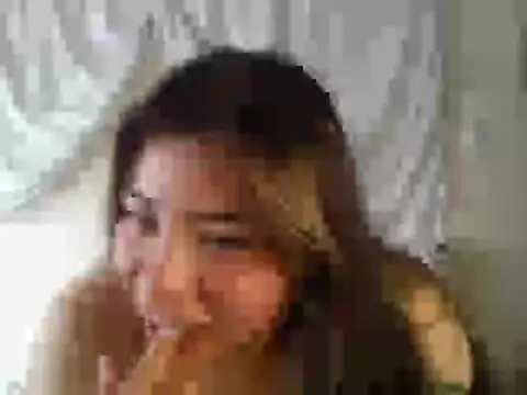 sakuradoll7u7 (F young) - suck nipple