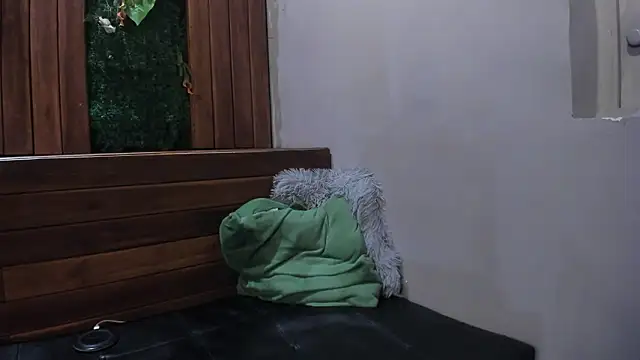 juanse_colling (M young) - Naked in the shower 💦🔥