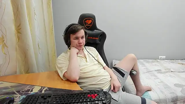 iliaskrislove live sex cam